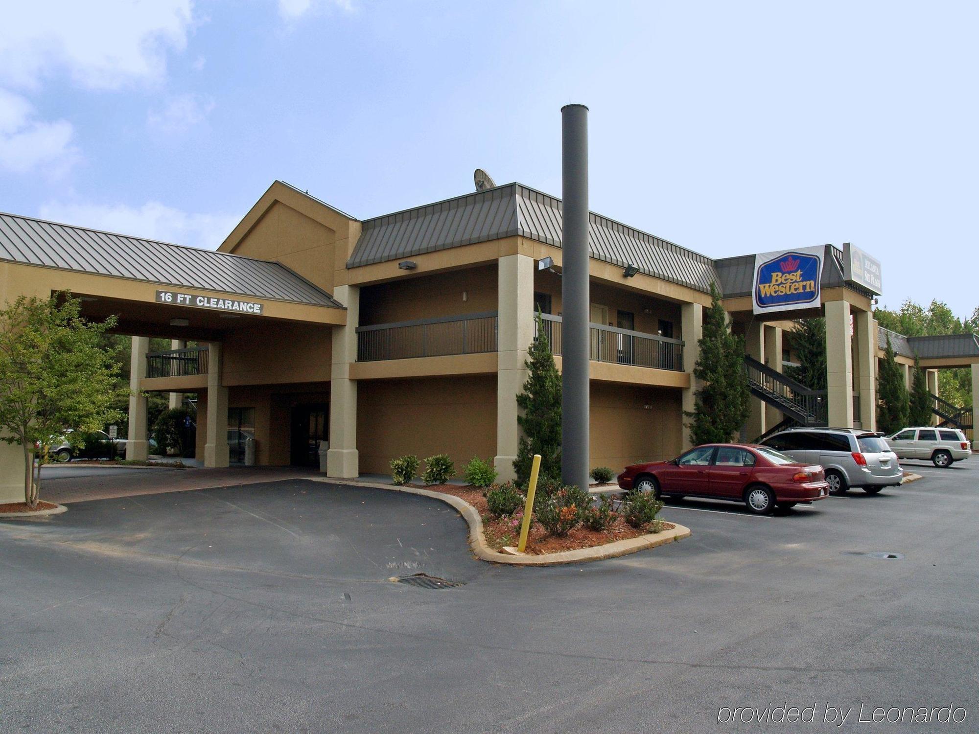 Quality Inn & Suites Near Six Flags - Austell Buitenkant foto